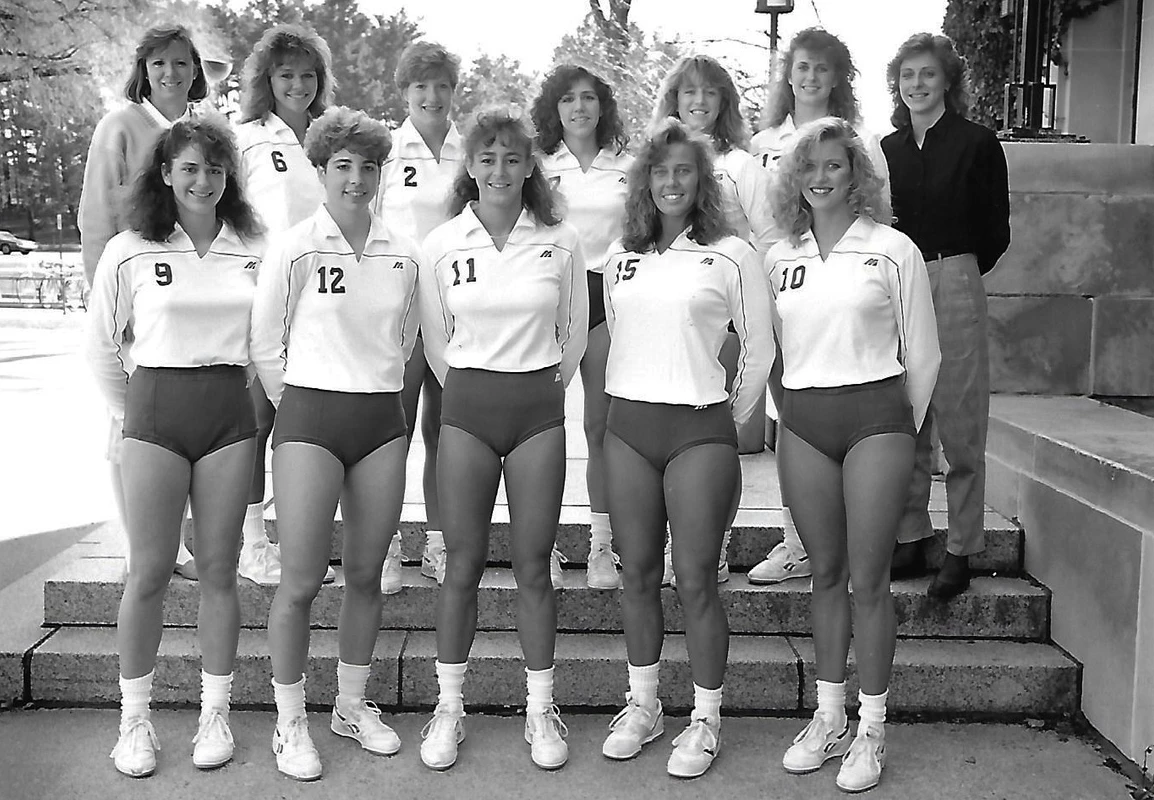 1988 Volleyball Team Photo