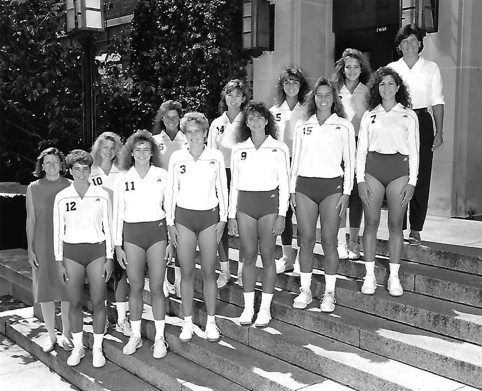 1989 Volleyball Team Photo