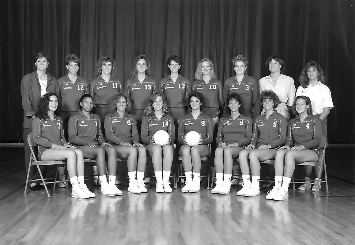 1990 Volleyball Team Photo