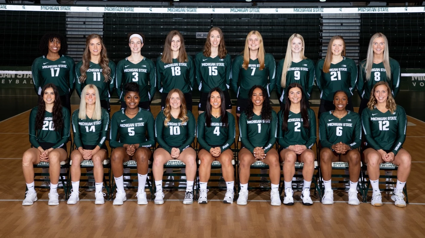2020-21 Volleyball Team Photo