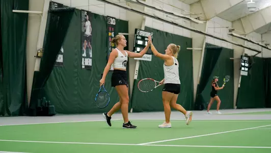 Freshman Ellie Blackford and senior Liisa Vehvilainen
