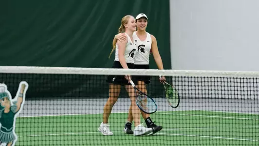 Hanna Tsitavets and Matilde Morais celebrate securing a match