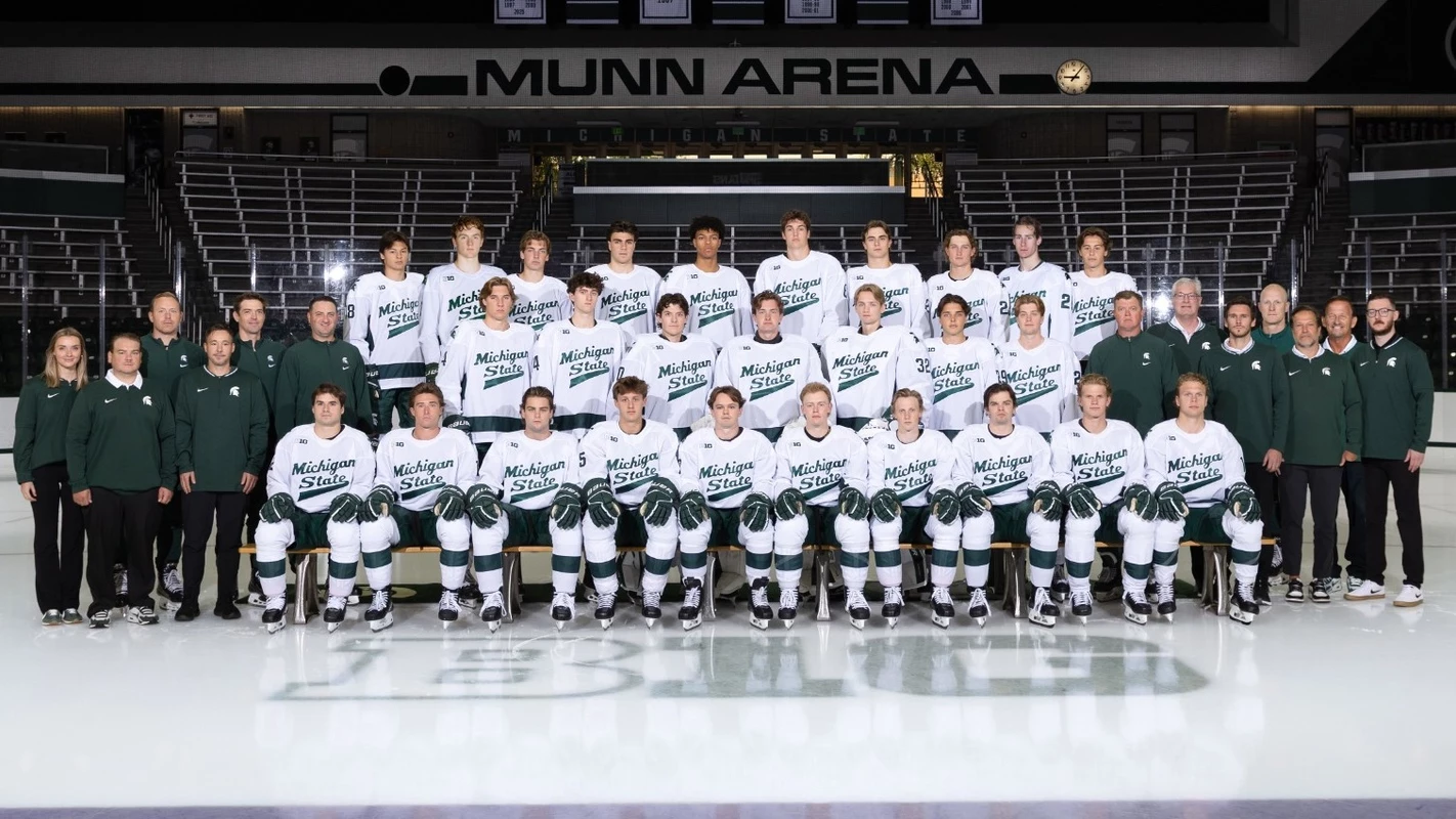 2025-26 Men's Hockey Team Photo