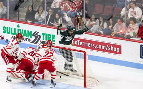Shane Vansaghi, celebration, action, 2025-26, hockey