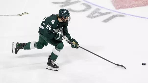 Daniel Russell, hockey, action, 2025-26