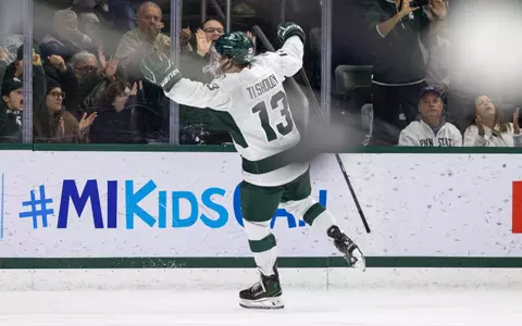 Tiernan Shoudy, action, 2025-26, game-winning goal