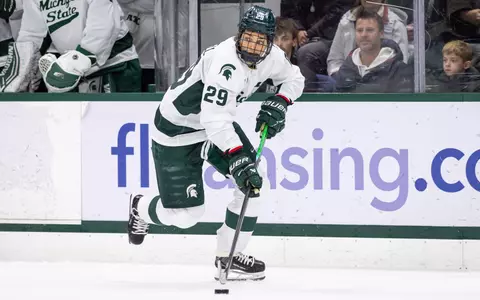 Gavin O'Connell, hockey, 2025-26, action