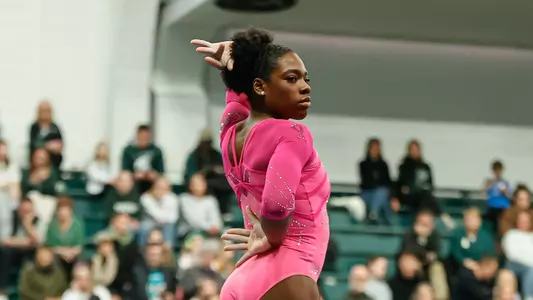 Gabi Stephen vs. RU