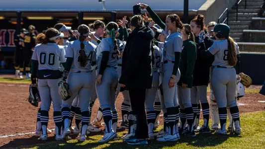 Softball, huddle, 2025, action