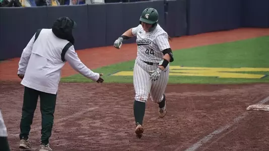 Kaelin Cash, softball, action, 2025