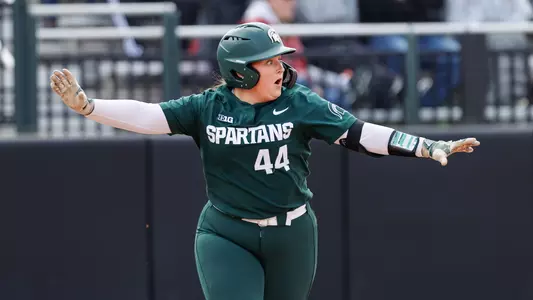 Kaelin Cash, softball, action, 2025