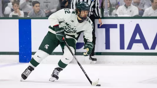 Isaac Howard, hockey, action