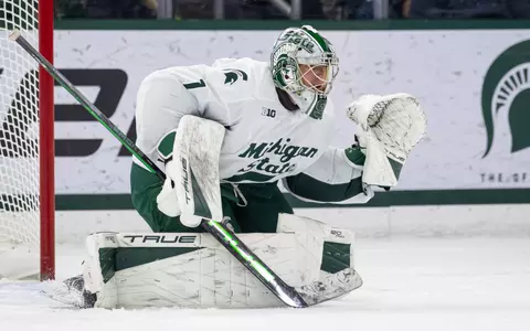 Trey Augustine, hockey, action, 2025-26