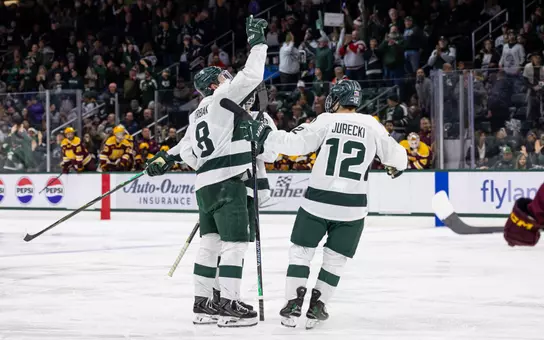 Maxim Strbak, hockey, 2025-26, action