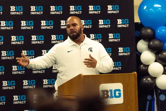 Michigan State Football Director of Player Engagement and Pattengill alumnus, Kurt Richardson, spoke at the unveiling ceremony for the B1G Build Initiative Project At Pattengill School.