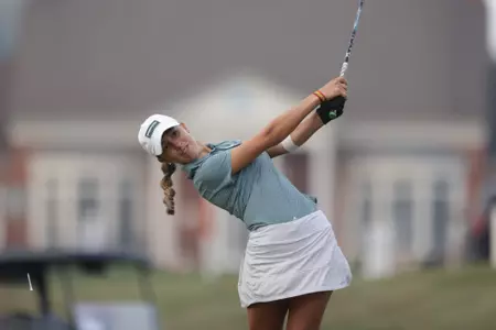 Lucia Valderrama during the first round of the 2026 Tar Heel Invitational