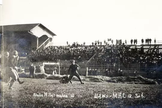 Photo of Blake Miller on the sideline of the Michigan State football team.