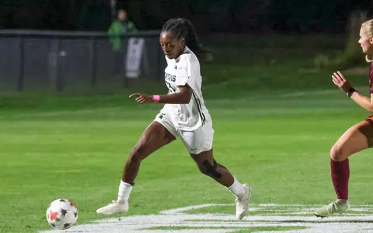 Kennedy Bell had a five-point night vs. Minnesota