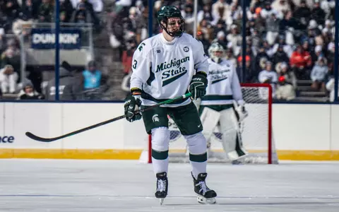 Sean Barnhill, action, 2025-26, hockey