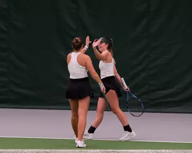 Issey Purser & Nina Plihal