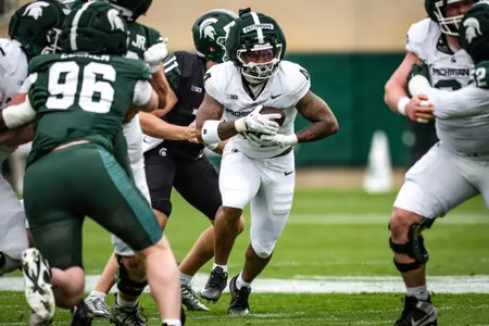 Jaziun Patterson runs the ball during the 2026 Spring Showcase at Spartan Stadium.