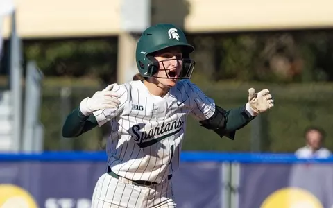 Sydney Doloszycki celebrates a double
