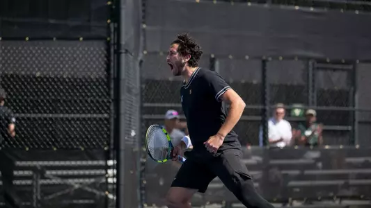 Ozan Baris action at Oregon.