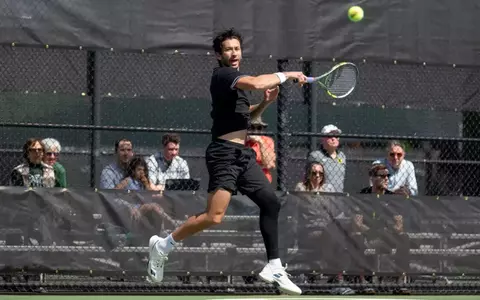 Ozan Baris action at Oregon.