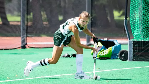 Lilian Knorr inserts a penalty corner for Michigan State field hockey at Ralph Young Field