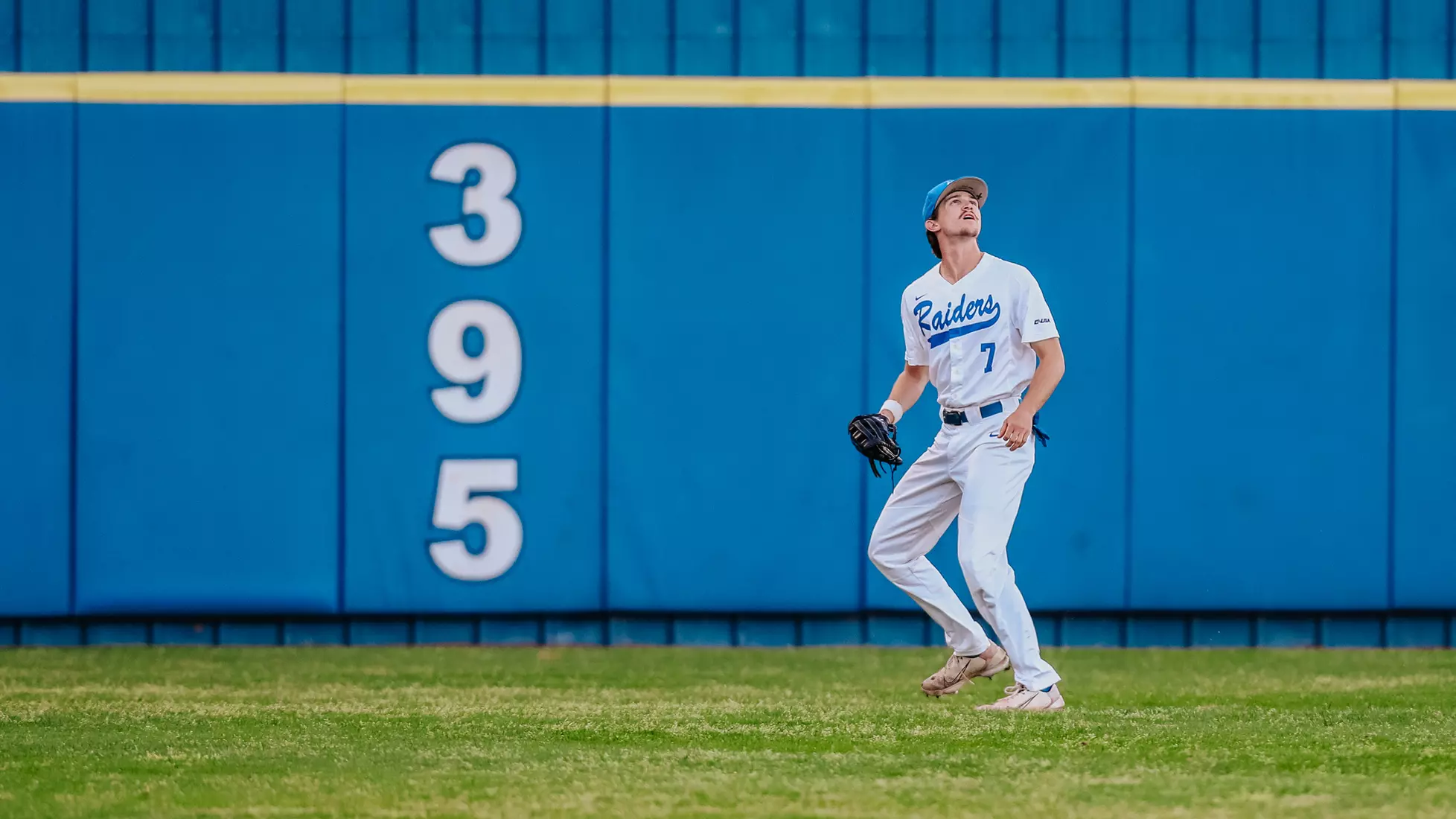 @MT_Baseball vs. Charlotte