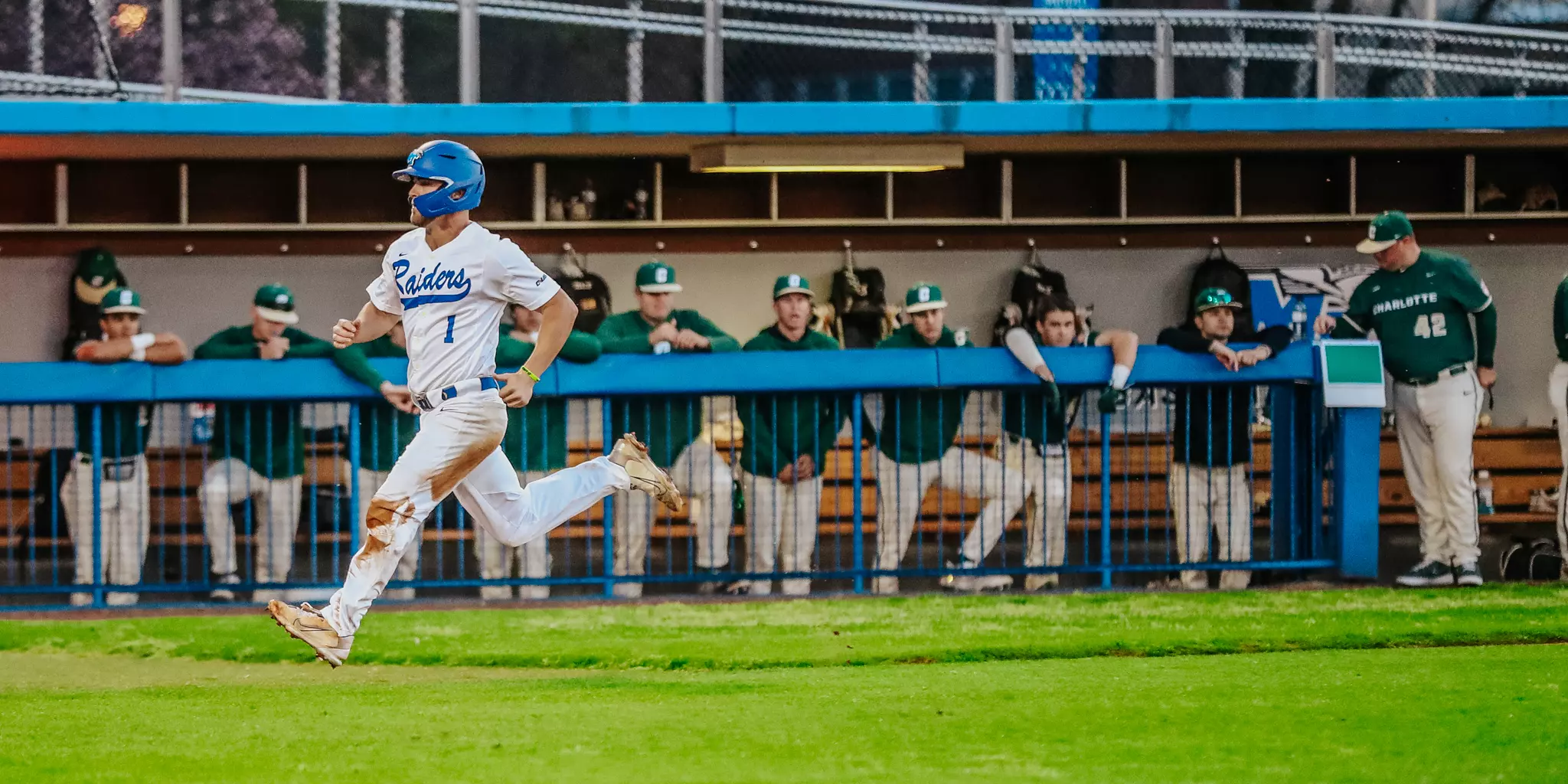 @MT_Baseball vs. Charlotte