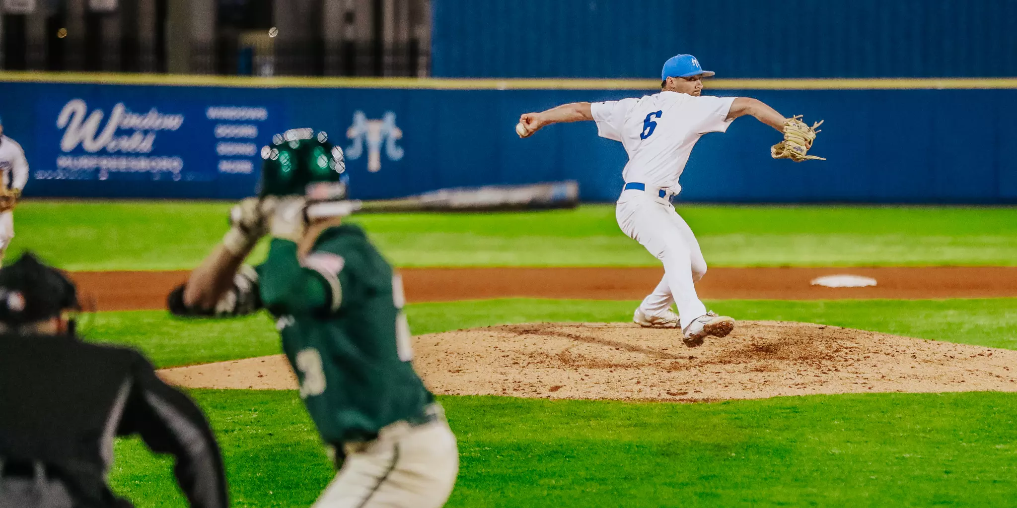 @MT_Baseball vs. Charlotte