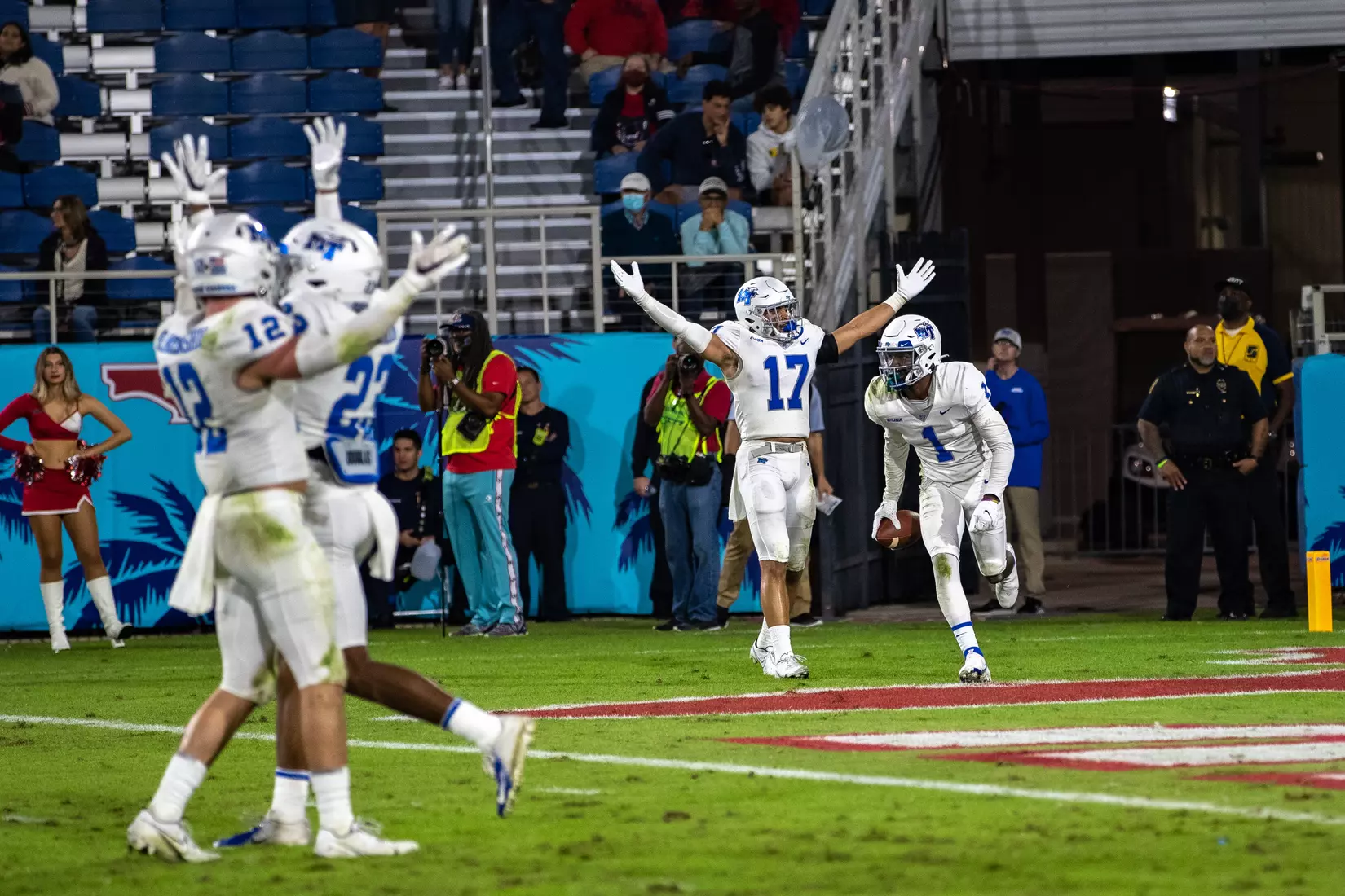 Blue Raider Football at FAU - Result MT 27 FAU 17