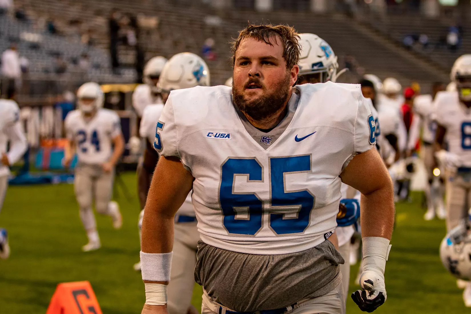 Blue Raider Football at University of Connecticut - Oct. 22, 2021 - Result MT 44 UCONN 13