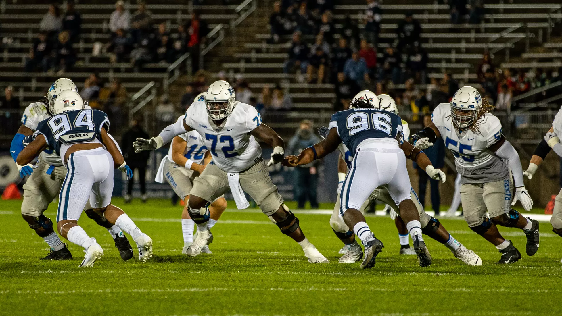 Blue Raider Football at University of Connecticut - Oct. 22, 2021 - Result MT 44 UCONN 13