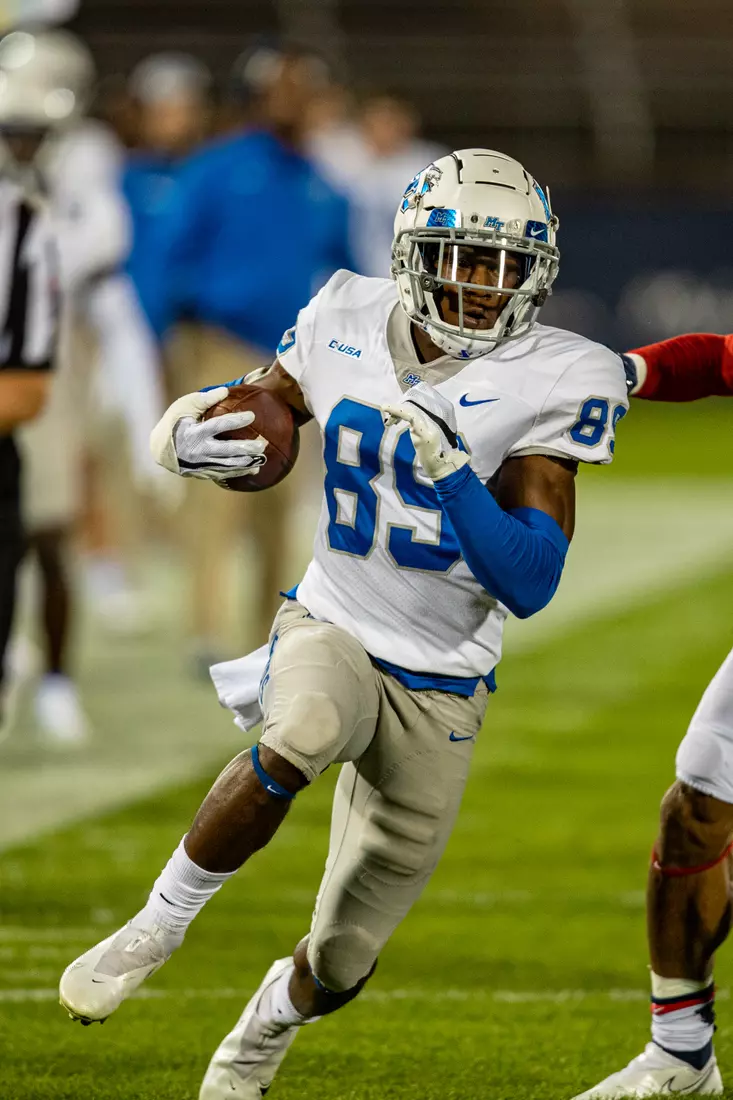 Blue Raider Football at University of Connecticut - Oct. 22, 2021 - Result MT 44 UCONN 13
