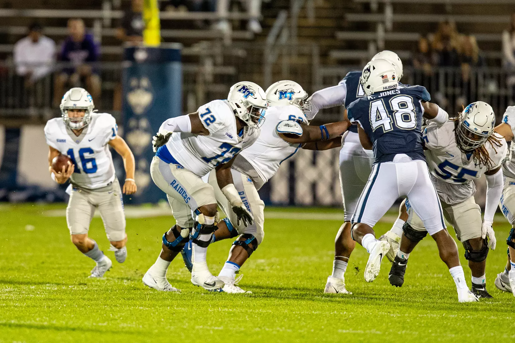 Blue Raider Football at University of Connecticut - Oct. 22, 2021 - Result MT 44 UCONN 13