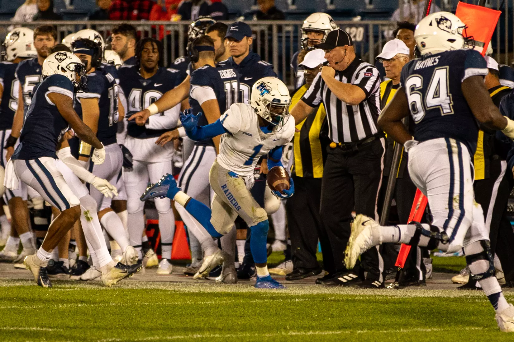 Blue Raider Football at University of Connecticut - Oct. 22, 2021 - Result MT 44 UCONN 13