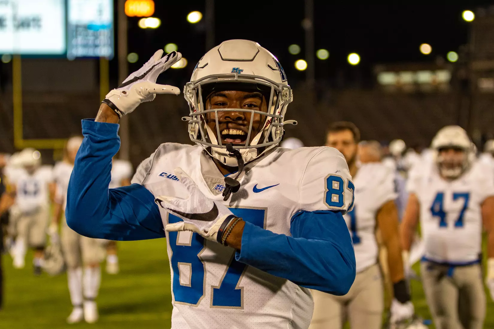 Blue Raider Football at University of Connecticut - Oct. 22, 2021 - Result MT 44 UCONN 13