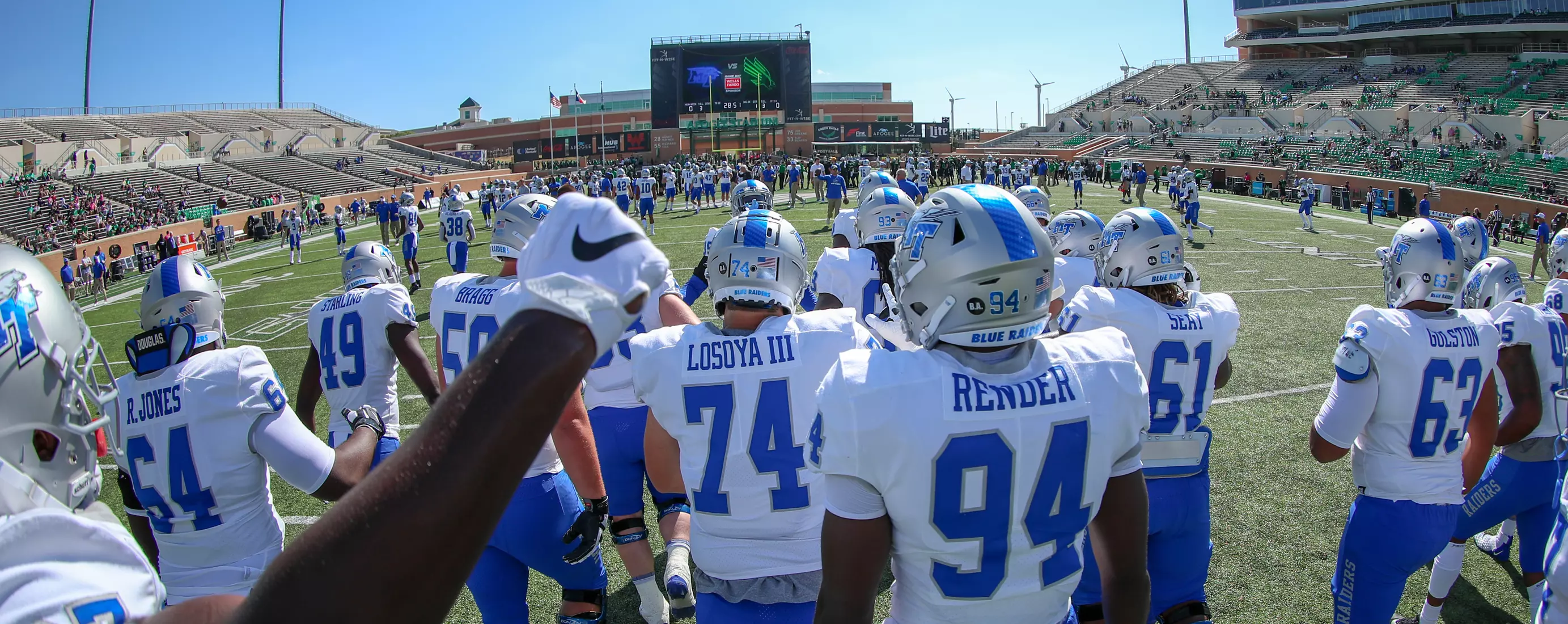 team huddle pregame