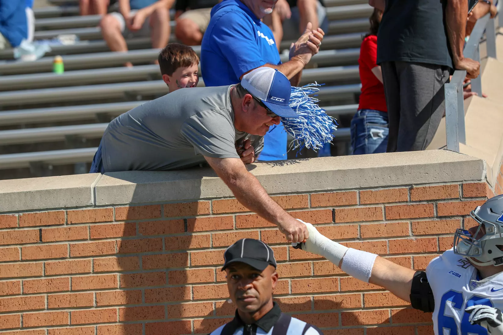 MT Fans showing support