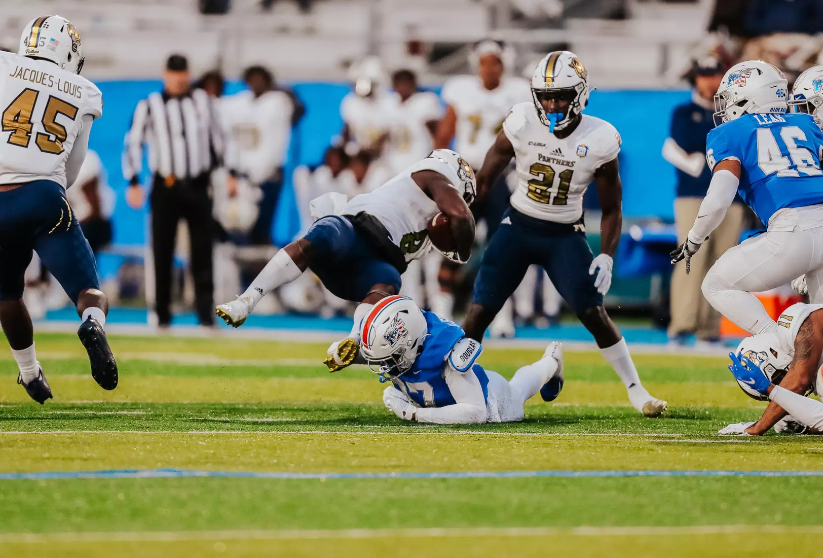 @MT_FB vs FIU, Salute to Veterans, 11/13/21