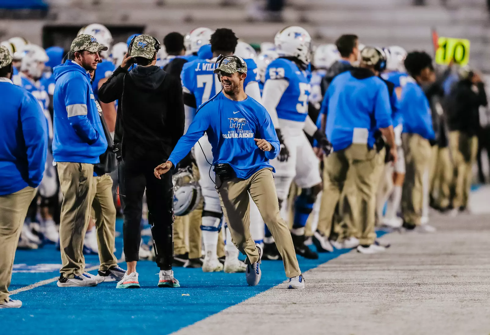 @MT_FB vs FIU, Salute to Veterans, 11/13/21