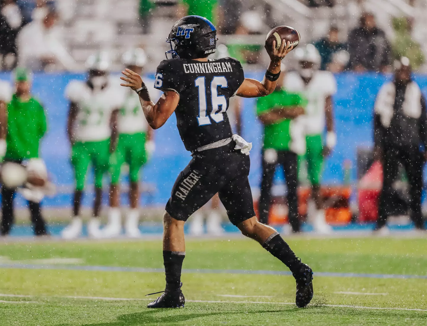 @MT_FB vs Marshall, 33-28, 10/02/21