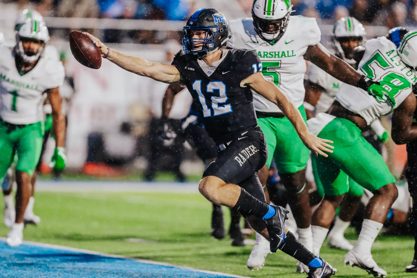 @MT_FB vs Marshall, 33-28, 10/02/21