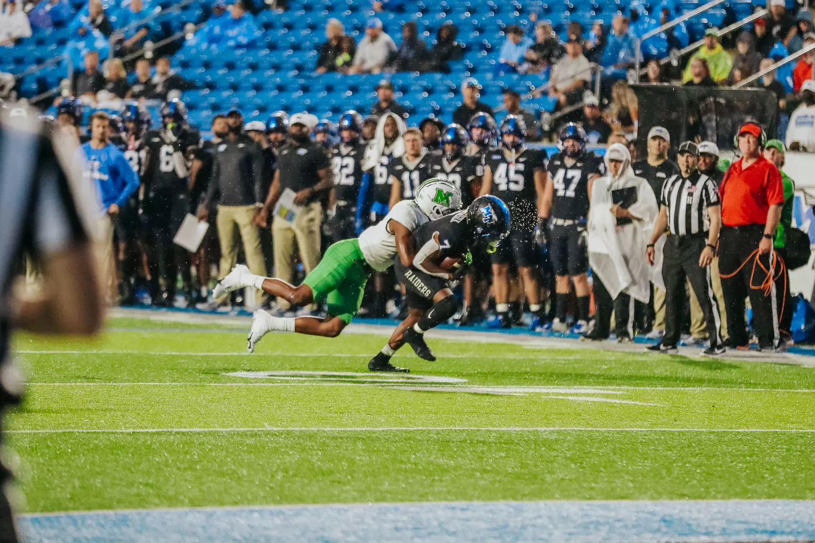 @MT_FB vs Marshall, 33-28, 10/02/21