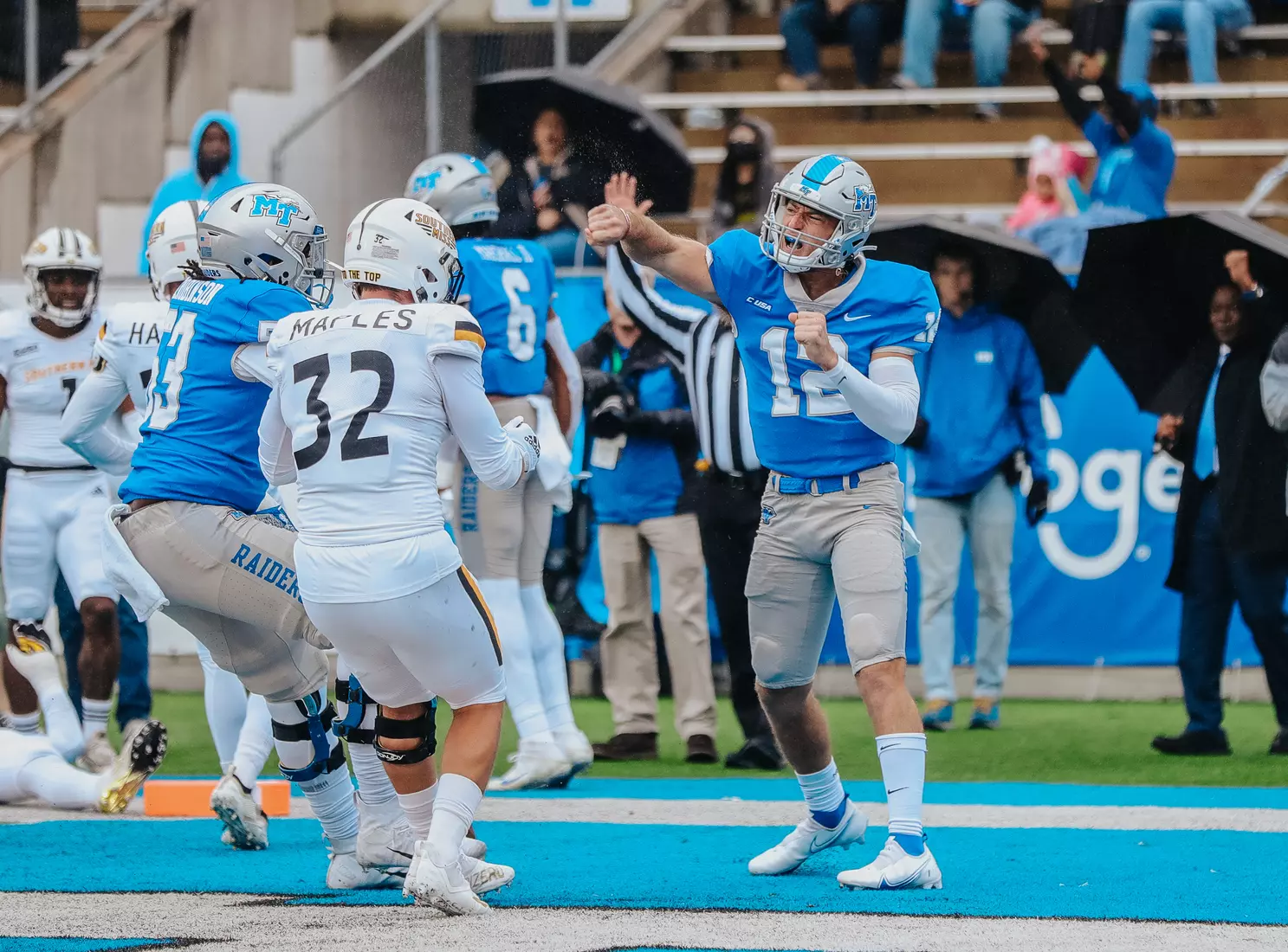 @MT_FB vs Southern Miss, 10/30/21