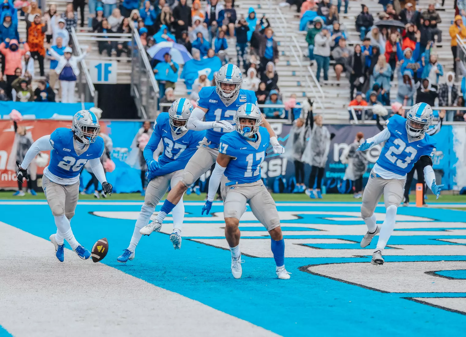 @MT_FB vs Southern Miss, 10/30/21