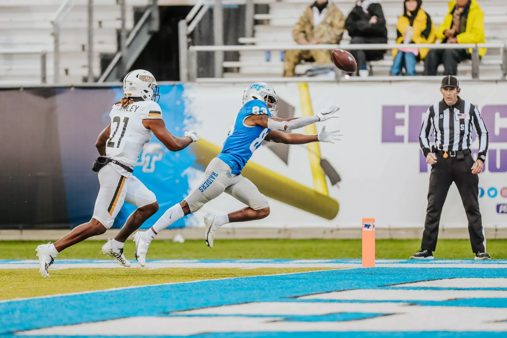 @MT_FB vs Southern Miss, 10/30/21