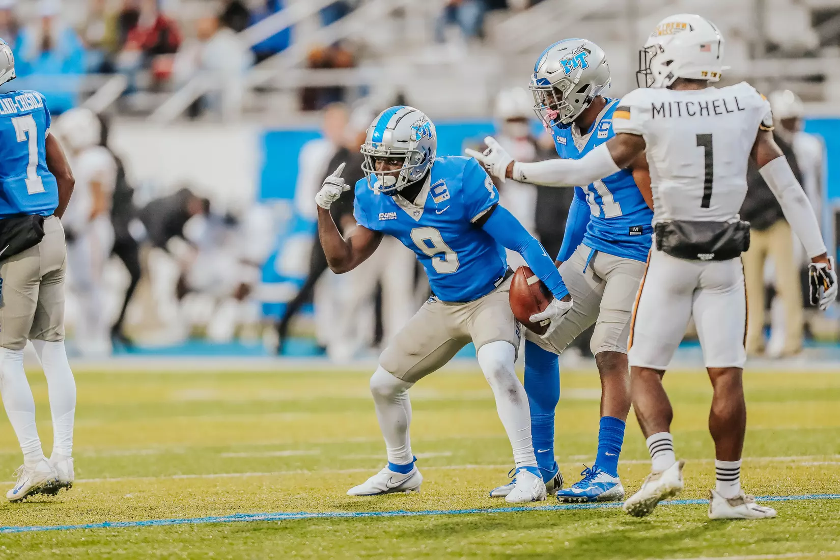 @MT_FB vs Southern Miss, 10/30/21